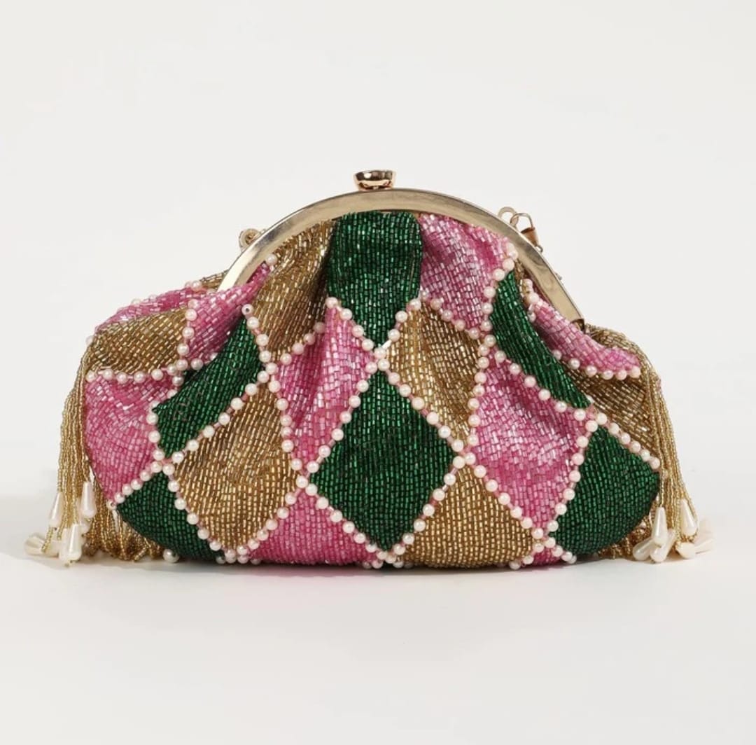 Zarrah Batua Bag with Detachable Handle - Image 4